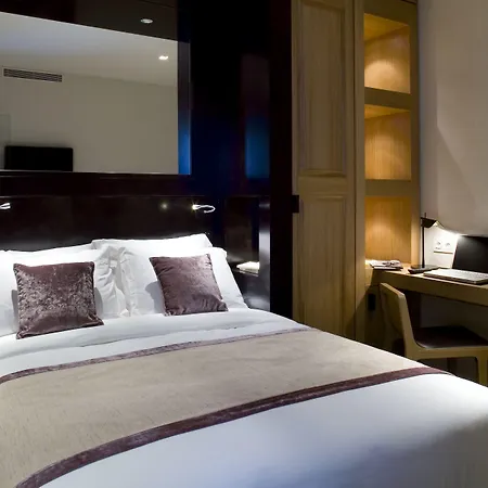 Hotel Marceau Champs-elysees Paris