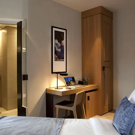 Hotel Marceau Champs-elysees 3*