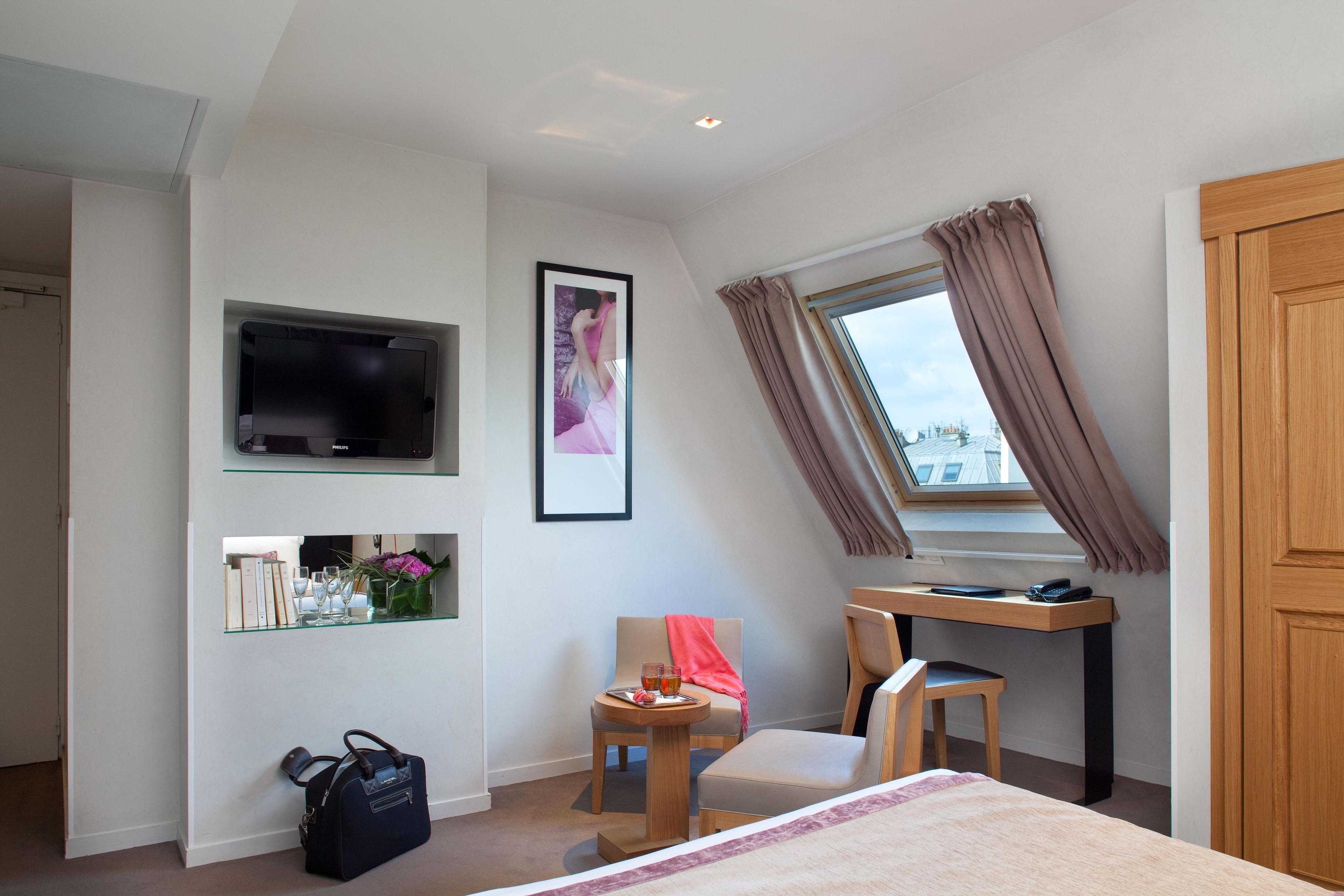 Marceau Champs-elysees Hotel