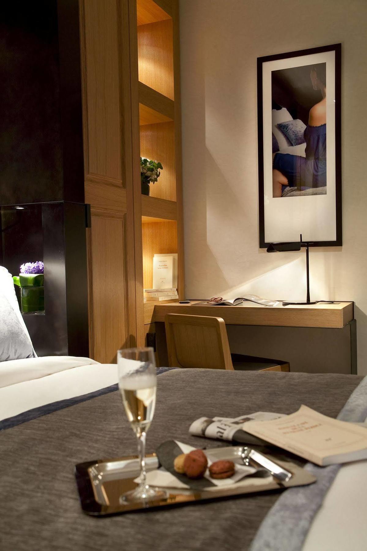 Hotel Marceau Champs-elysées